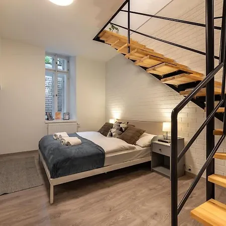 아파트 Eclectic And Design Duplex In 프라하