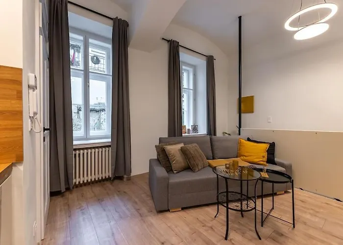 Stylish Duplex In Old Town By Easybnb Premium