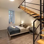 Appartement Stylish Duplex In Old Town By Easybnb Premium Praag