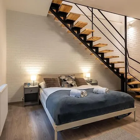 Stylish Duplex In Old Town By Easybnb Premium 아파트